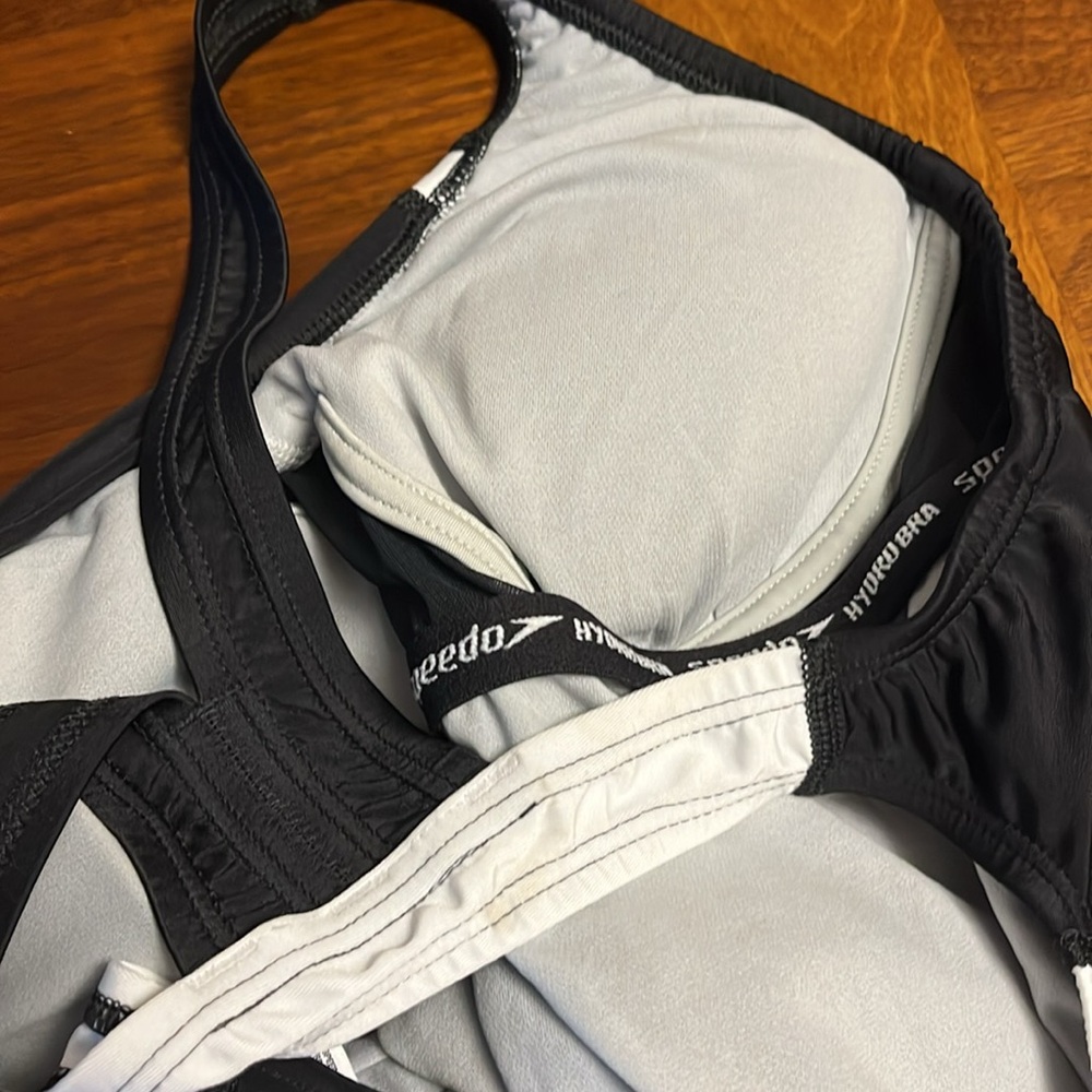 Speedo Black and White One Piece Swimsuit Athletic Performance, size 10 woman - Picture 8 of 10